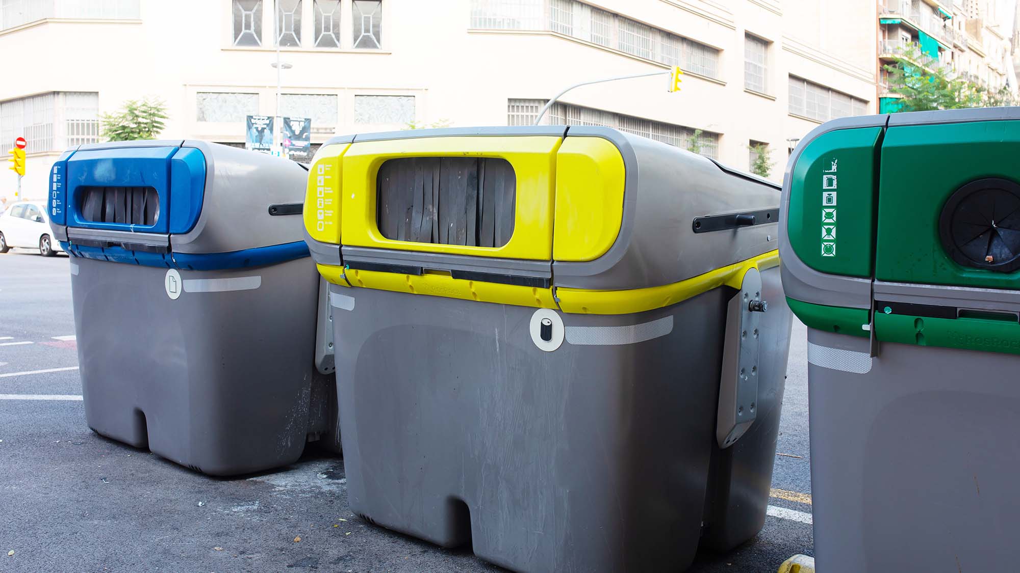 Tasa de residuos en alquiler: quién paga, cómo repercutirla y evitar conflictos legales